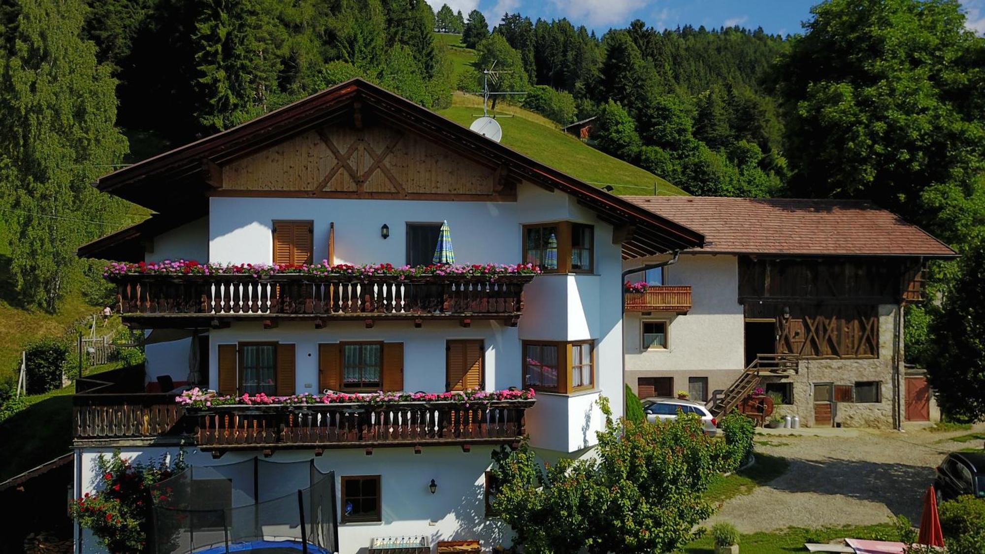 Rasiglerhof Apartment Villandro Exterior photo